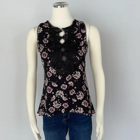 NWOT WHBM Floral Lace Print Top Size XS Petite - Picture 12 of 16